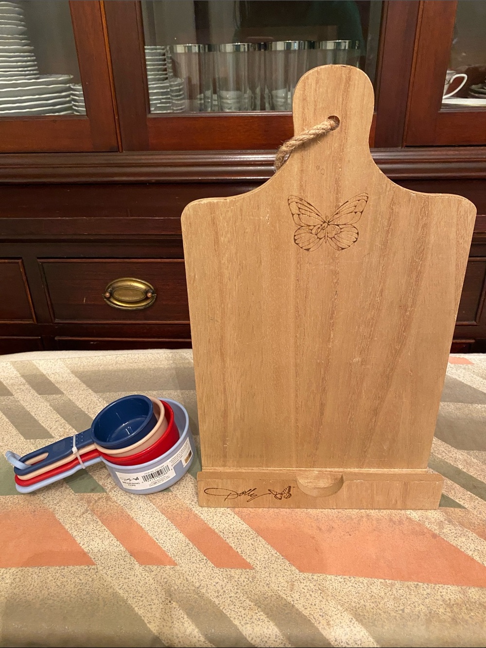 Dolly Collection by Dolly Parton 13.8” Wooden Cookbook Holder w/ Measuring Cups